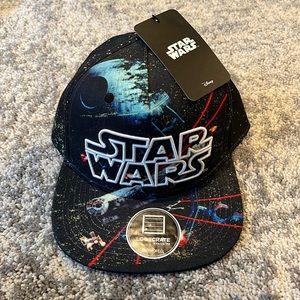 Lootcrate exclusive Star Wars Death Star cap